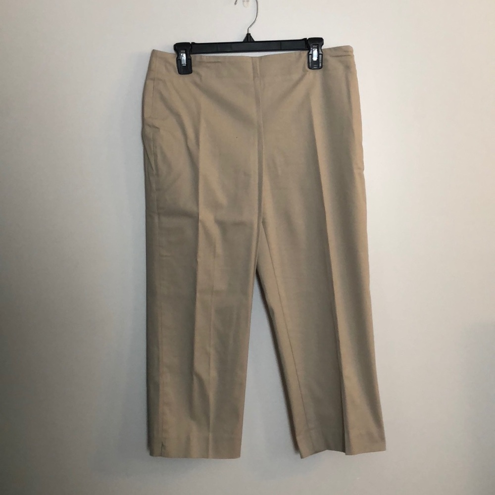 Talbots Heritage Khaki ankle length pant, Size 8